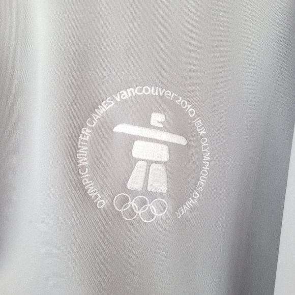 VANCOUVER 2010 OLYMPIC Winter Game Official Merchandise Light Grey Hoodie Jacket - Picture 9 of 15